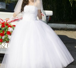 Красивое свадебное платье Бендеры